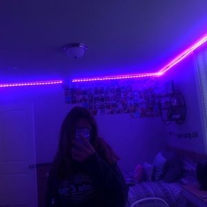 Meet your Posher, Stella